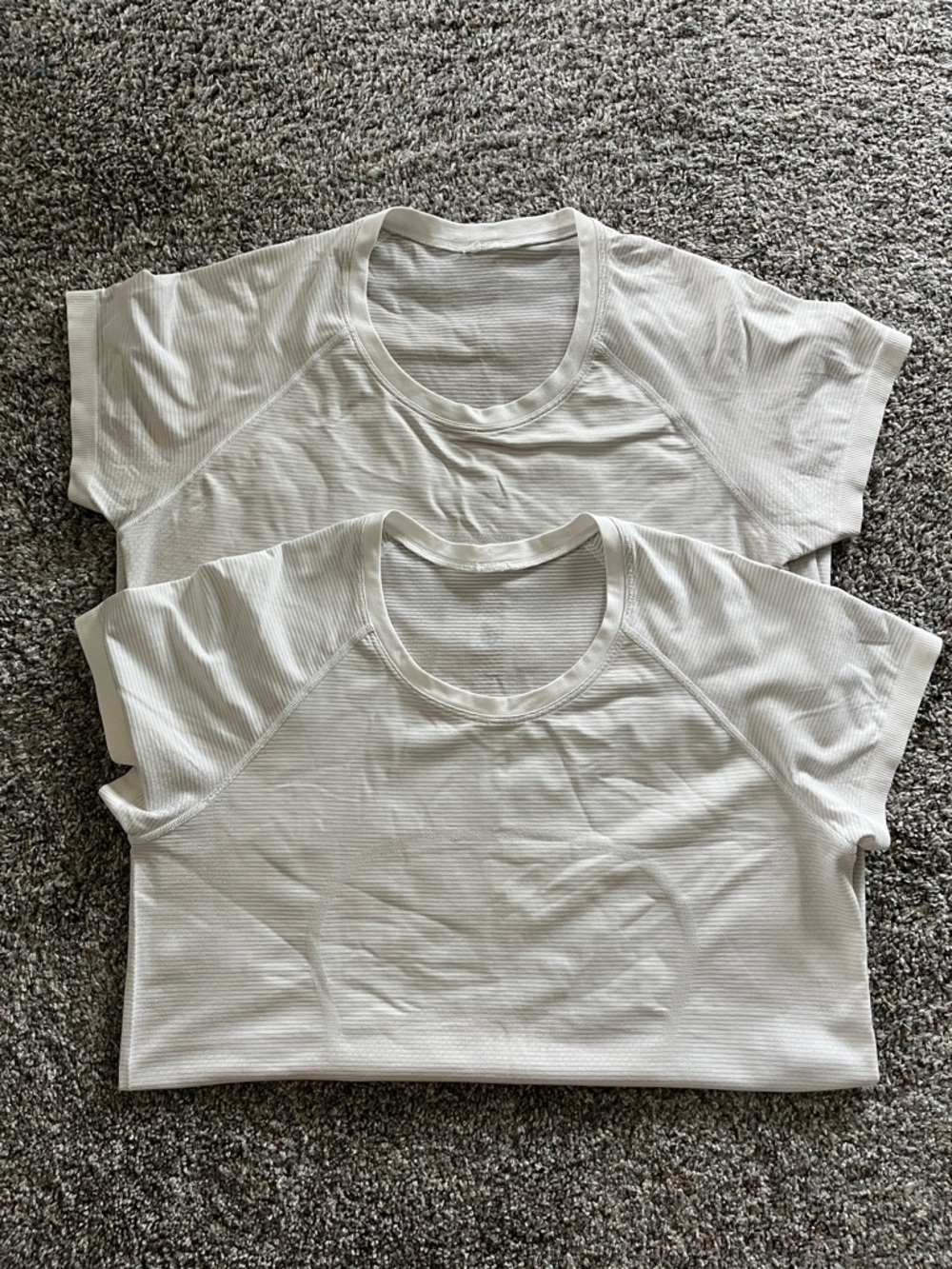 lululemon athletica White Short Sleeve Athletic Tops (Pair)